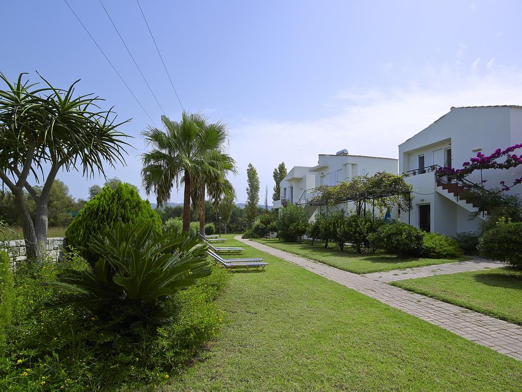 Mousses Apartments & Studios Kíssamos Екстериор снимка